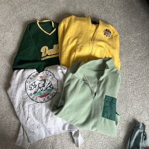 TRAVEL HOODIE BUNDLE SIZE SMALL
